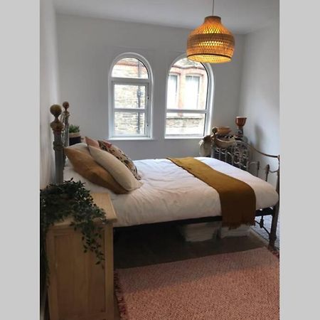 Beautiful 2 Bed Flat In The Heart Of Lynton Devon Apartment Exterior foto