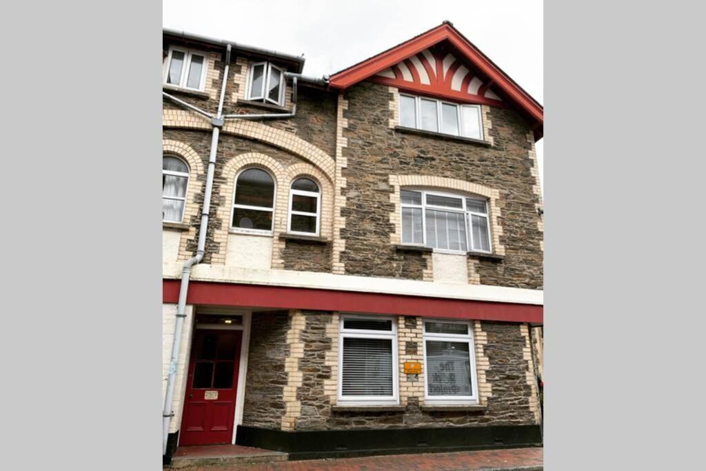 Beautiful 2 Bed Flat In The Heart Of Lynton Devon Apartment Exterior foto